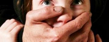 На Одещині правоохоронці затримали за підозрою у зґвалтуванні 10-річної дівчинки 30-річного родича потерпілої